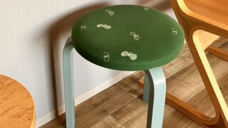 piroroさん専用 ミナペルホネン ハンドメイド ラウンドスツール 生地 椅子 68552.jpg